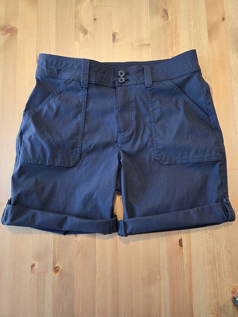 Women's Eddie Bauer Rolled Hem Bermuda Shorts - Black - Size 4